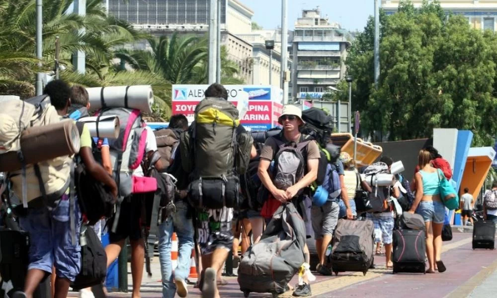 Βρετανία: Εκτίναξη κρατήσεων σε «πορτοκαλί» χώρες λόγω άρσης καραντίνας